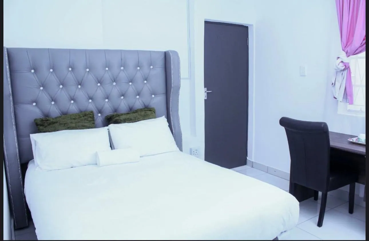 4 Callington Guest House 伊丽莎白港